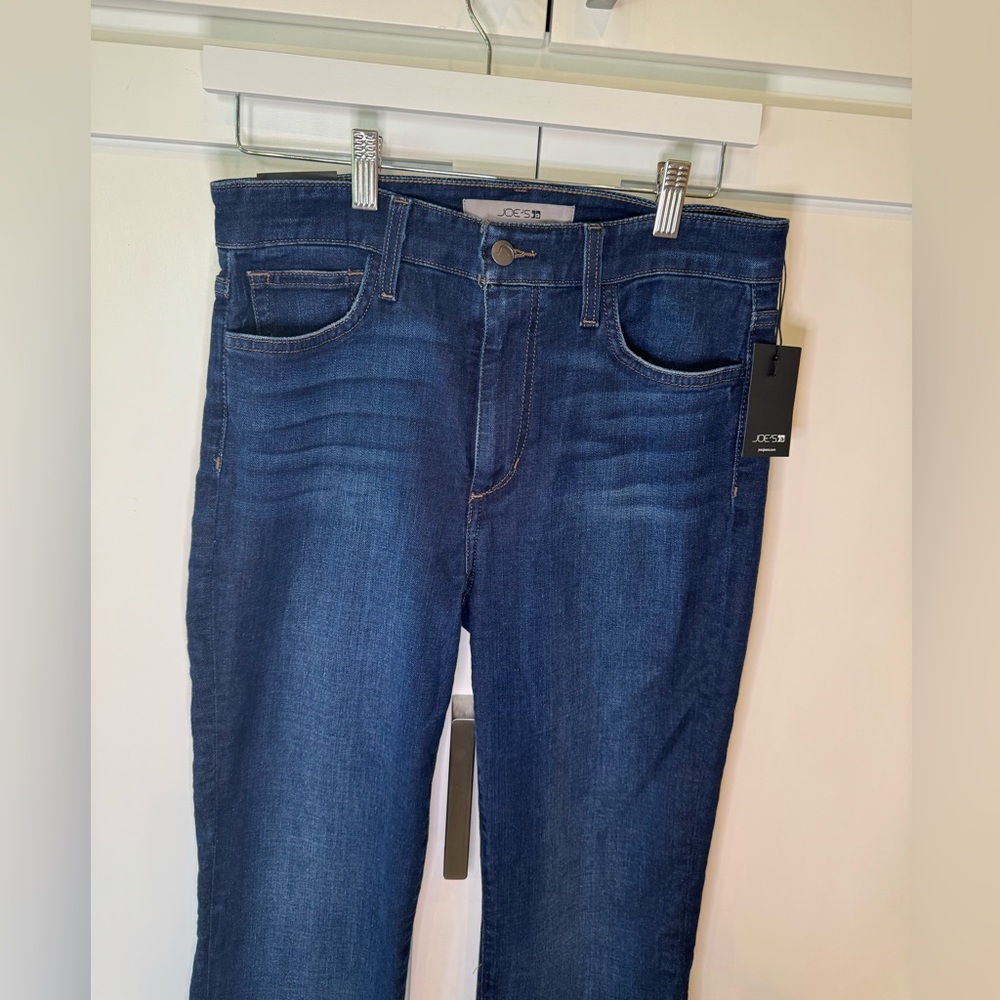 NWT Joe’s women’s high-rise boot cut jeans. 28W.